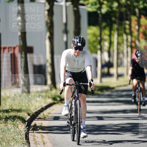 09.08.2026 - GEWOBA Citytriathlon Bremen Michael Burmester http://msf.ph/oto/9951092 09.08.2026 13:42:47 Radfahren 943 meine-sportfotos.de