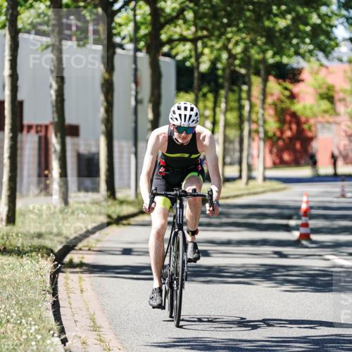 09.08.2026 - GEWOBA Citytriathlon Bremen Michael Burmester http://msf.ph/oto/9951126 09.08.2026 14:08:50 Radfahren 59, 156 meine-sportfotos.de