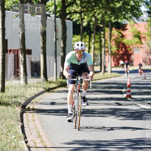 09.08.2026 - GEWOBA Citytriathlon Bremen Michael Burmester http://msf.ph/oto/9951133 09.08.2026 14:09:05 Radfahren 32, 156 meine-sportfotos.de