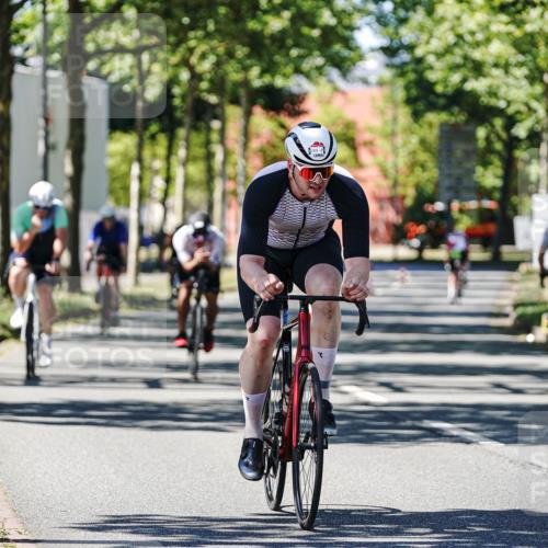09.08.2026 - GEWOBA Citytriathlon Bremen Michael Burmester http://msf.ph/oto/9951147 09.08.2026 14:09:20 Radfahren 15, 78, 140, 141, 168, 170, 181, 185, 187, 189 meine-sportfotos.de
