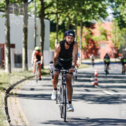 09.08.2026 - GEWOBA Citytriathlon Bremen Michael Burmester http://msf.ph/oto/9951154 09.08.2026 14:09:25 Radfahren 15, 29, 77, 78, 140, 141, 168, 170, 178, 181, 185, 187, 189 meine-sportfotos.de