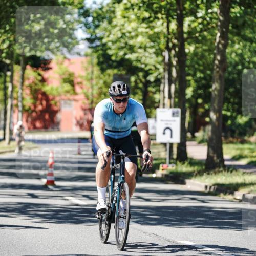 09.08.2026 - GEWOBA Citytriathlon Bremen Michael Burmester http://msf.ph/oto/9951158 09.08.2026 14:09:27 Radfahren 15, 29, 77, 78, 140, 141, 164, 168, 170, 178, 181, 185, 187, 189 meine-sportfotos.de