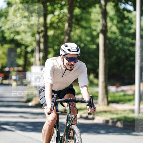 09.08.2026 - GEWOBA Citytriathlon Bremen Michael Burmester http://msf.ph/oto/9951168 09.08.2026 14:09:35 Radfahren 15, 29, 77, 78, 141, 164, 168, 178, 189 meine-sportfotos.de