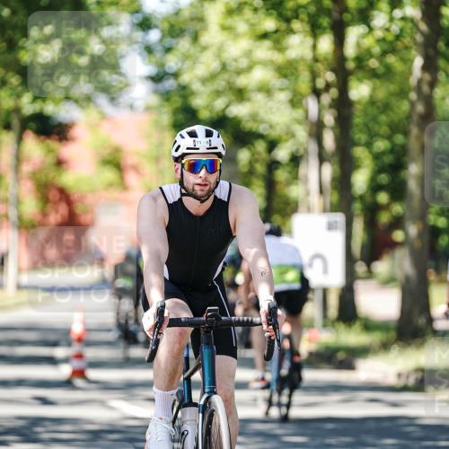 09.08.2026 - GEWOBA Citytriathlon Bremen Michael Burmester http://msf.ph/oto/9951182 09.08.2026 14:10:36 Radfahren 46, 71, 73, 81, 123, 162 meine-sportfotos.de