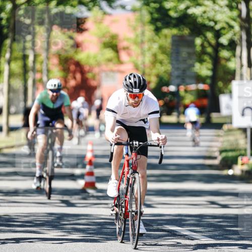 09.08.2026 - GEWOBA Citytriathlon Bremen Michael Burmester http://msf.ph/oto/9951203 09.08.2026 14:11:13 Radfahren 11, 13, 26, 33, 41, 67, 68, 79, 84, 85, 109, 113, 129, 139, 144, 150 meine-sportfotos.de