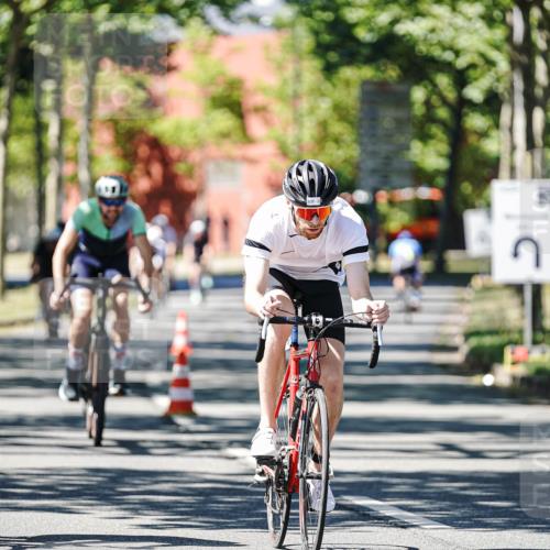 09.08.2026 - GEWOBA Citytriathlon Bremen Michael Burmester http://msf.ph/oto/9951204 09.08.2026 14:11:13 Radfahren 11, 13, 26, 33, 41, 67, 68, 79, 84, 85, 109, 113, 129, 139, 144, 150 meine-sportfotos.de