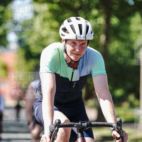 09.08.2026 - GEWOBA Citytriathlon Bremen Michael Burmester http://msf.ph/oto/9951213 09.08.2026 14:11:18 Radfahren 11, 13, 26, 33, 41, 68, 76, 79, 84, 85, 109, 113, 117, 129, 139, 143, 144, 150, 155 meine-sportfotos.de