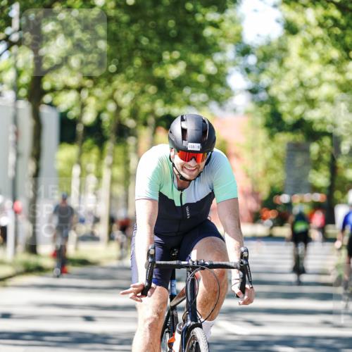 09.08.2026 - GEWOBA Citytriathlon Bremen Michael Burmester http://msf.ph/oto/9951219 09.08.2026 14:11:24 Radfahren 11, 13, 26, 68, 76, 79, 84, 85, 92, 109, 117, 128, 129, 139, 143, 144, 150, 155 meine-sportfotos.de