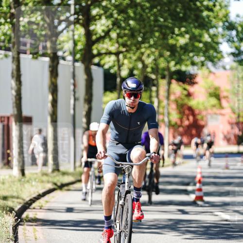 09.08.2026 - GEWOBA Citytriathlon Bremen Michael Burmester http://msf.ph/oto/9951221 09.08.2026 14:11:28 Radfahren 11, 13, 26, 68, 76, 79, 84, 85, 92, 109, 114, 117, 128, 129, 139, 143, 144, 150, 155 meine-sportfotos.de