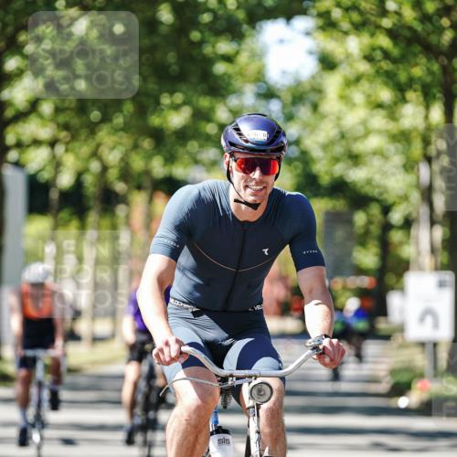 09.08.2026 - GEWOBA Citytriathlon Bremen Michael Burmester http://msf.ph/oto/9951224 09.08.2026 14:11:29 Radfahren 11, 13, 26, 76, 79, 84, 85, 92, 114, 117, 128, 129, 143, 150, 155 meine-sportfotos.de