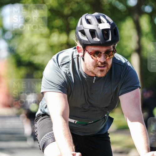 09.08.2026 - GEWOBA Citytriathlon Bremen Michael Burmester http://msf.ph/oto/9951232 09.08.2026 14:11:37 Radfahren 76, 92, 111, 114, 118, 124, 125, 128, 155 meine-sportfotos.de