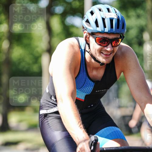 09.08.2026 - GEWOBA Citytriathlon Bremen Michael Burmester http://msf.ph/oto/9951234 09.08.2026 14:11:39 Radfahren 92, 111, 114, 118, 124, 125, 128 meine-sportfotos.de