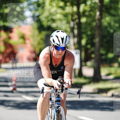 09.08.2026 - GEWOBA Citytriathlon Bremen Michael Burmester http://msf.ph/oto/9951237 09.08.2026 14:11:57 Radfahren 44, 151, 350 meine-sportfotos.de