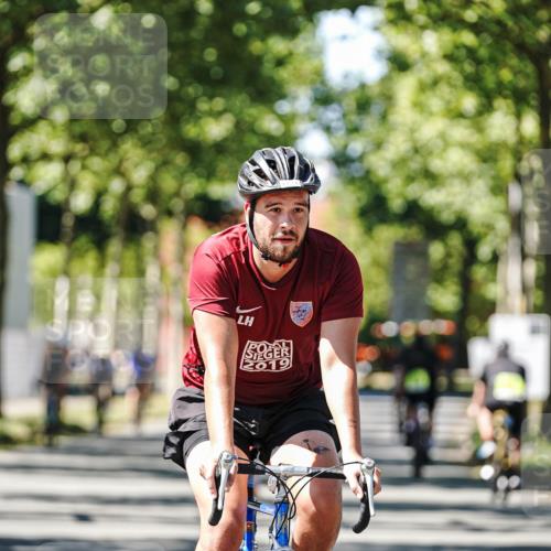 09.08.2026 - GEWOBA Citytriathlon Bremen Michael Burmester http://msf.ph/oto/9951240 09.08.2026 14:12:04 Radfahren 44, 60, 70, 151, 350 meine-sportfotos.de
