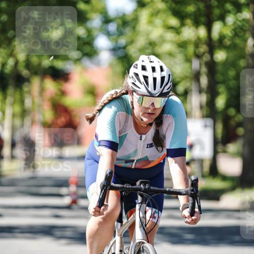09.08.2026 - GEWOBA Citytriathlon Bremen Michael Burmester http://msf.ph/oto/9951249 09.08.2026 14:12:19 Radfahren 5, 27, 60, 70, 91, 99, 105, 135, 169, 270 meine-sportfotos.de