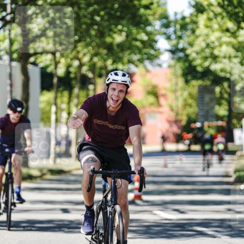 09.08.2026 - GEWOBA Citytriathlon Bremen Michael Burmester http://msf.ph/oto/9951254 09.08.2026 14:12:25 Radfahren 5, 27, 45, 91, 99, 105, 135, 169, 270 meine-sportfotos.de