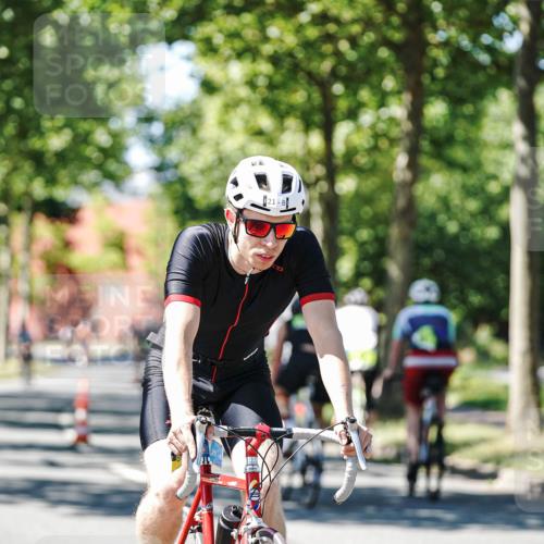09.08.2026 - GEWOBA Citytriathlon Bremen Michael Burmester http://msf.ph/oto/9951278 09.08.2026 14:12:56 Radfahren 2, 21, 24, 38, 83, 134, 148, 159, 294 meine-sportfotos.de
