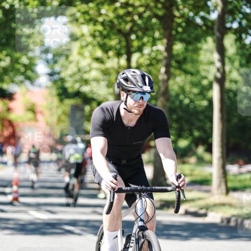 09.08.2026 - GEWOBA Citytriathlon Bremen Michael Burmester http://msf.ph/oto/9951280 09.08.2026 14:12:59 Radfahren 2, 21, 24, 38, 83, 134, 148, 159, 294 meine-sportfotos.de