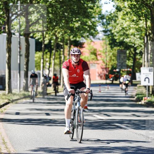 09.08.2026 - GEWOBA Citytriathlon Bremen Michael Burmester http://msf.ph/oto/9951311 09.08.2026 14:13:37 Radfahren 12, 17, 52, 74, 86, 95, 98, 115, 152, 158, 179, 180, 200, 254, 346, 353 meine-sportfotos.de