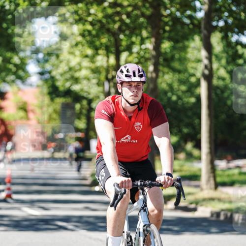 09.08.2026 - GEWOBA Citytriathlon Bremen Michael Burmester http://msf.ph/oto/9951313 09.08.2026 14:13:37 Radfahren 12, 17, 52, 74, 86, 95, 98, 115, 152, 158, 179, 180, 200, 254, 346, 353 meine-sportfotos.de