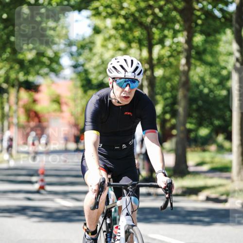 09.08.2026 - GEWOBA Citytriathlon Bremen Michael Burmester http://msf.ph/oto/9951314 09.08.2026 14:13:40 Radfahren 12, 17, 86, 95, 98, 115, 152, 158, 179, 180, 254, 346 meine-sportfotos.de