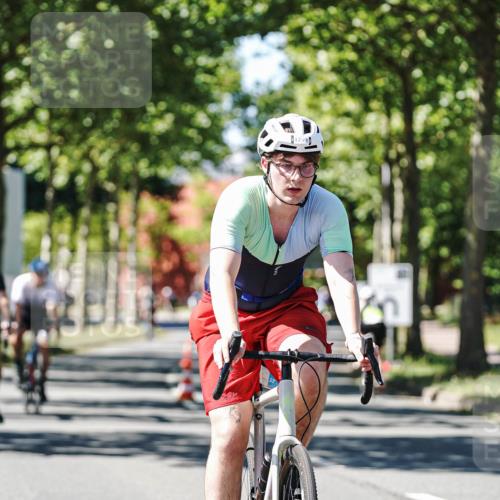 09.08.2026 - GEWOBA Citytriathlon Bremen Michael Burmester http://msf.ph/oto/9951324 09.08.2026 14:13:49 Radfahren 12, 17, 47, 95, 98, 115, 126, 130, 152, 179, 180, 346 meine-sportfotos.de
