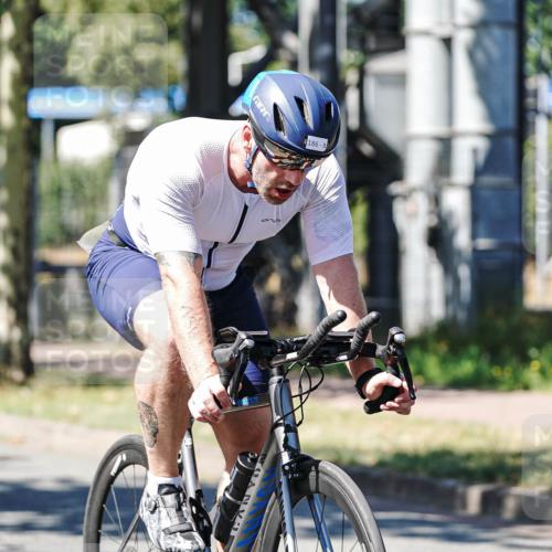 09.08.2026 - GEWOBA Citytriathlon Bremen Michael Burmester http://msf.ph/oto/9951331 09.08.2026 14:14:00 Radfahren 47, 57, 126, 130, 146, 186 meine-sportfotos.de