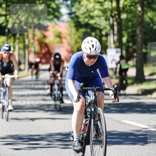 09.08.2026 - GEWOBA Citytriathlon Bremen Michael Burmester http://msf.ph/oto/9951379 09.08.2026 14:15:34 Radfahren 7, 10, 80, 122, 218, 257, 260, 263, 285, 302, 349, 354, 433 meine-sportfotos.de
