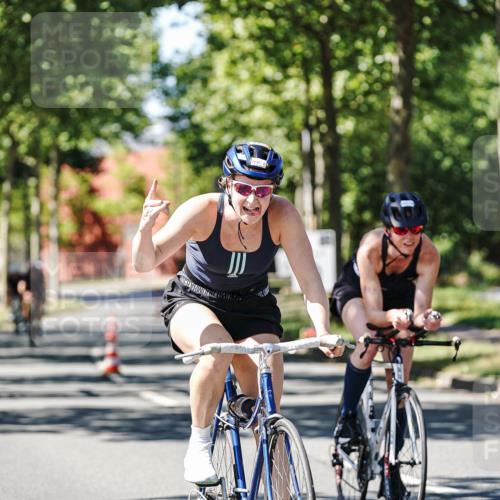 09.08.2026 - GEWOBA Citytriathlon Bremen Michael Burmester http://msf.ph/oto/9951382 09.08.2026 14:15:35 Radfahren 7, 10, 80, 122, 218, 257, 260, 263, 285, 302, 349, 354, 433 meine-sportfotos.de