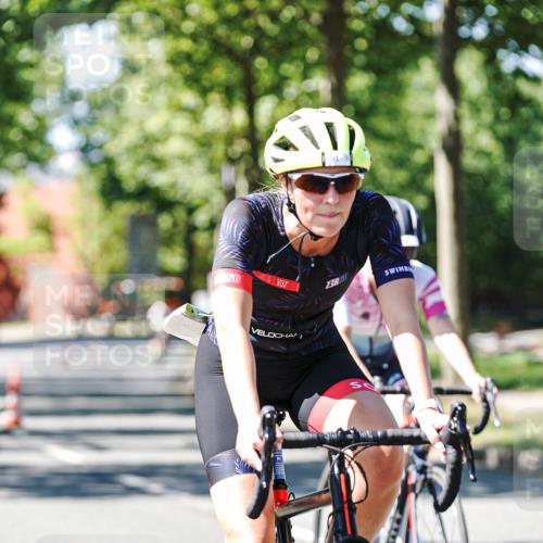 09.08.2026 - GEWOBA Citytriathlon Bremen Michael Burmester http://msf.ph/oto/9951413 09.08.2026 14:15:59 Radfahren 14, 37, 43, 89, 133, 163, 172, 182, 232, 291, 308, 329 meine-sportfotos.de