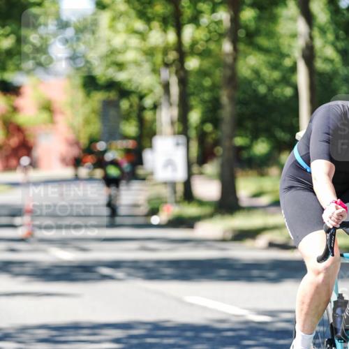 09.08.2026 - GEWOBA Citytriathlon Bremen Michael Burmester http://msf.ph/oto/9951418 09.08.2026 14:16:01 Radfahren 14, 37, 43, 89, 133, 163, 172, 182, 232, 291, 308, 329 meine-sportfotos.de