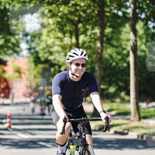 09.08.2026 - GEWOBA Citytriathlon Bremen Michael Burmester http://msf.ph/oto/9951428 09.08.2026 14:16:12 Radfahren 39, 172, 182, 232, 329, 345 meine-sportfotos.de