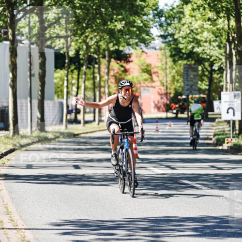 09.08.2026 - GEWOBA Citytriathlon Bremen Michael Burmester http://msf.ph/oto/9951433 09.08.2026 14:16:16 Radfahren 20, 39, 217, 220, 329, 345, 351 meine-sportfotos.de
