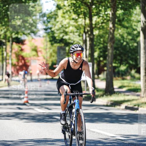 09.08.2026 - GEWOBA Citytriathlon Bremen Michael Burmester http://msf.ph/oto/9951436 09.08.2026 14:16:16 Radfahren 20, 39, 217, 220, 329, 345, 351 meine-sportfotos.de