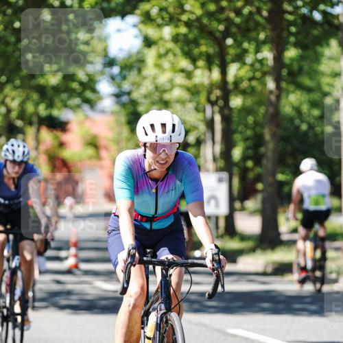 09.08.2026 - GEWOBA Citytriathlon Bremen Michael Burmester http://msf.ph/oto/9951446 09.08.2026 14:16:26 Radfahren 20, 58, 132, 203, 217, 220, 240, 271, 284, 345, 351 meine-sportfotos.de