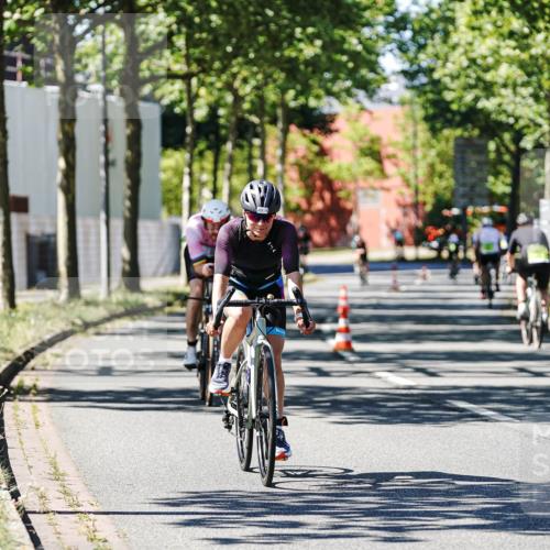 09.08.2026 - GEWOBA Citytriathlon Bremen Michael Burmester http://msf.ph/oto/9951453 09.08.2026 14:16:31 Radfahren 20, 58, 132, 192, 203, 217, 220, 240, 271, 284, 325, 351, 360 meine-sportfotos.de