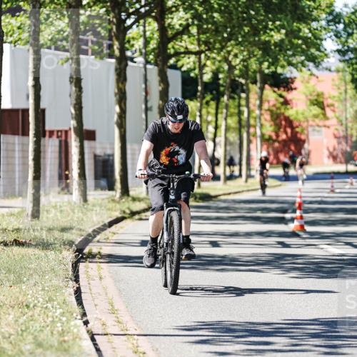 09.08.2026 - GEWOBA Citytriathlon Bremen Michael Burmester http://msf.ph/oto/9951463 09.08.2026 14:16:40 Radfahren 132, 192, 203, 240, 325, 334, 360 meine-sportfotos.de