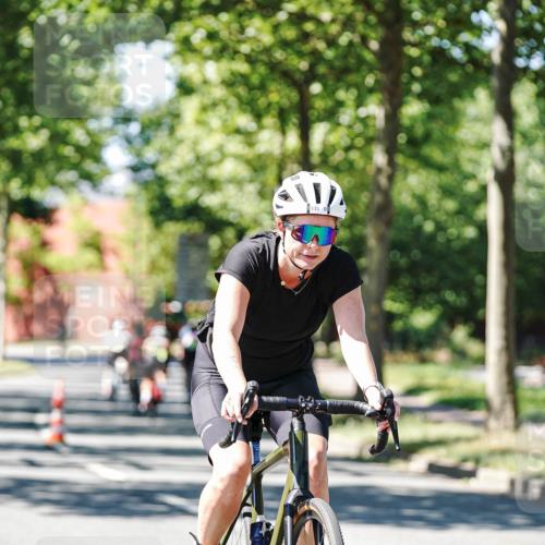 09.08.2026 - GEWOBA Citytriathlon Bremen Michael Burmester http://msf.ph/oto/9951469 09.08.2026 14:16:48 Radfahren 192, 236, 286, 325, 334, 339 meine-sportfotos.de
