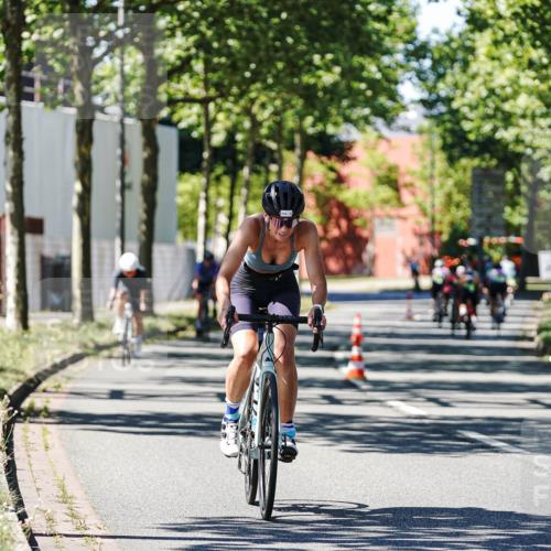 09.08.2026 - GEWOBA Citytriathlon Bremen Michael Burmester http://msf.ph/oto/9951471 09.08.2026 14:16:50 Radfahren 192, 236, 286, 334, 339 meine-sportfotos.de