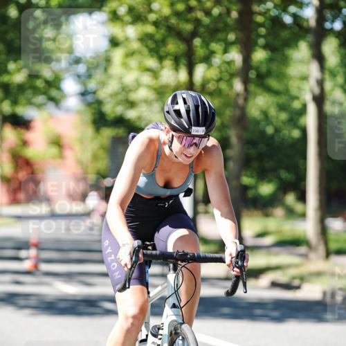 09.08.2026 - GEWOBA Citytriathlon Bremen Michael Burmester http://msf.ph/oto/9951473 09.08.2026 14:16:51 Radfahren 192, 236, 286, 334, 339 meine-sportfotos.de