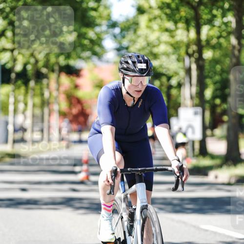 09.08.2026 - GEWOBA Citytriathlon Bremen Michael Burmester http://msf.ph/oto/9951485 09.08.2026 14:17:09 Radfahren 42, 101, 106, 211, 395, 396 meine-sportfotos.de