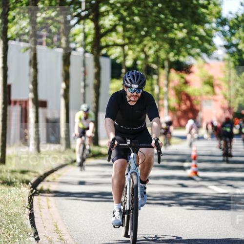 09.08.2026 - GEWOBA Citytriathlon Bremen Michael Burmester http://msf.ph/oto/9951494 09.08.2026 14:17:24 Radfahren 42, 88, 101, 110, 193, 274, 321, 356 meine-sportfotos.de