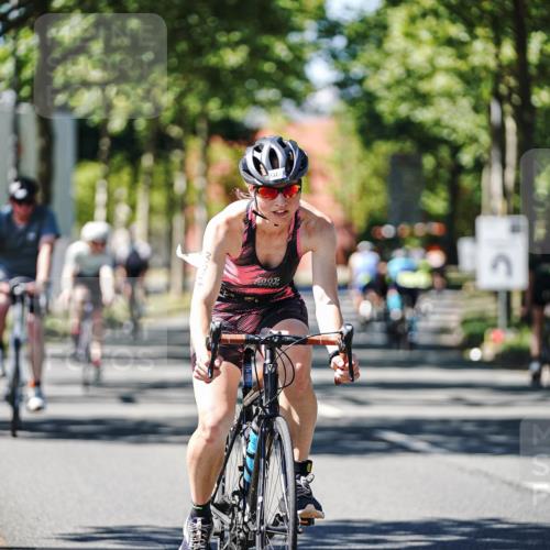 09.08.2026 - GEWOBA Citytriathlon Bremen Michael Burmester http://msf.ph/oto/9951511 09.08.2026 14:17:35 Radfahren 88, 106, 110, 193, 229, 269, 274, 309, 321, 337, 356, 429, 470 meine-sportfotos.de