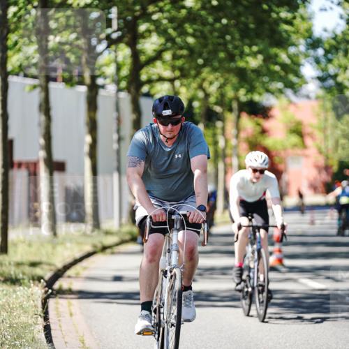 09.08.2026 - GEWOBA Citytriathlon Bremen Michael Burmester http://msf.ph/oto/9951514 09.08.2026 14:17:37 Radfahren 88, 106, 110, 193, 229, 256, 269, 274, 290, 309, 321, 337, 356, 429, 457, 470 meine-sportfotos.de