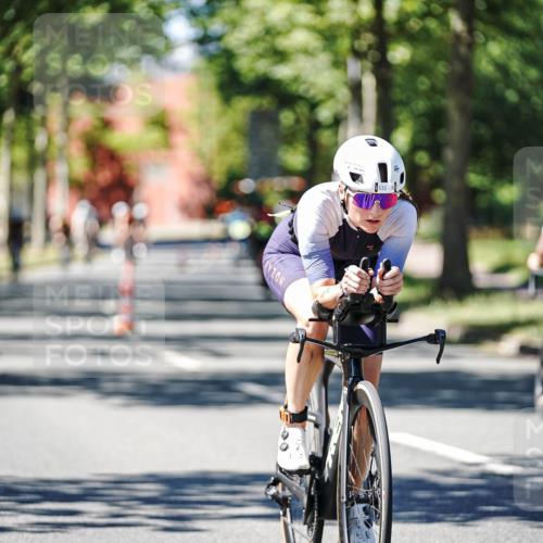 09.08.2026 - GEWOBA Citytriathlon Bremen Michael Burmester http://msf.ph/oto/9951520 09.08.2026 14:17:39 Radfahren 88, 106, 110, 193, 229, 256, 269, 274, 290, 293, 309, 316, 321, 337, 356, 378, 429, 457, 470 meine-sportfotos.de