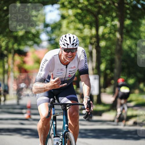09.08.2026 - GEWOBA Citytriathlon Bremen Michael Burmester http://msf.ph/oto/9951526 09.08.2026 14:17:40 Radfahren 88, 106, 110, 193, 229, 256, 269, 274, 290, 293, 309, 316, 321, 337, 356, 378, 429, 457, 470 meine-sportfotos.de