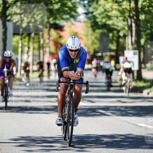 09.08.2026 - GEWOBA Citytriathlon Bremen Michael Burmester http://msf.ph/oto/9951527 09.08.2026 14:17:41 Radfahren 88, 106, 110, 193, 229, 256, 269, 274, 290, 293, 309, 316, 321, 337, 356, 378, 429, 457, 470, 485 meine-sportfotos.de
