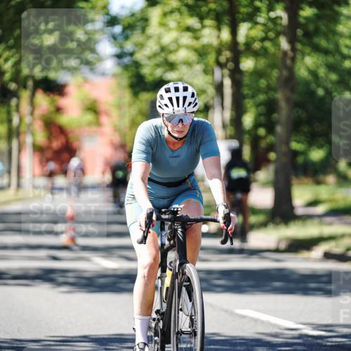09.08.2026 - GEWOBA Citytriathlon Bremen Michael Burmester http://msf.ph/oto/9951544 09.08.2026 14:17:49 Radfahren 65, 190, 205, 229, 235, 256, 269, 290, 292, 293, 305, 316, 320, 336, 378, 429, 457, 470, 485 meine-sportfotos.de