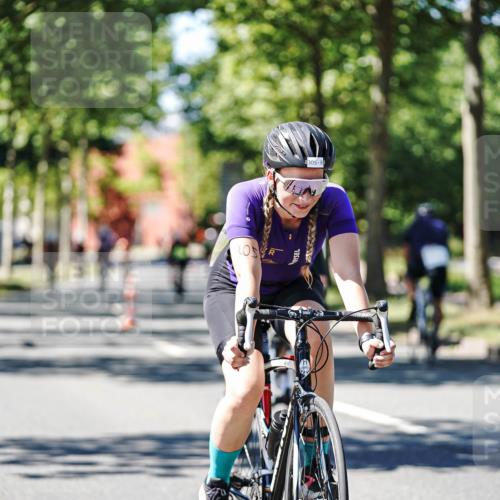 09.08.2026 - GEWOBA Citytriathlon Bremen Michael Burmester http://msf.ph/oto/9951549 09.08.2026 14:17:51 Radfahren 65, 190, 205, 229, 235, 256, 269, 290, 292, 293, 305, 316, 320, 336, 362, 364, 378, 429, 457, 470, 485 meine-sportfotos.de