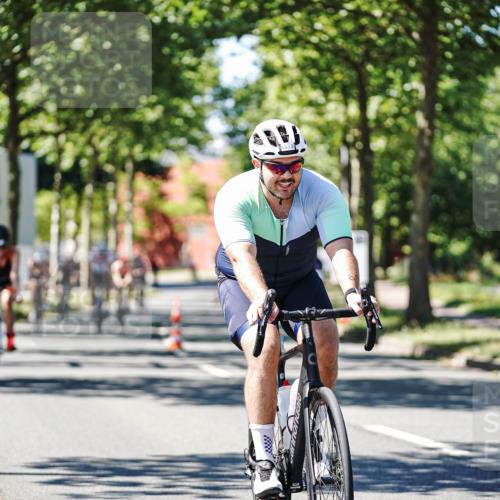 09.08.2026 - GEWOBA Citytriathlon Bremen Michael Burmester http://msf.ph/oto/9951553 09.08.2026 14:17:53 Radfahren 65, 190, 205, 229, 235, 256, 269, 290, 292, 293, 305, 316, 320, 336, 362, 364, 371, 378, 457, 470, 485 meine-sportfotos.de